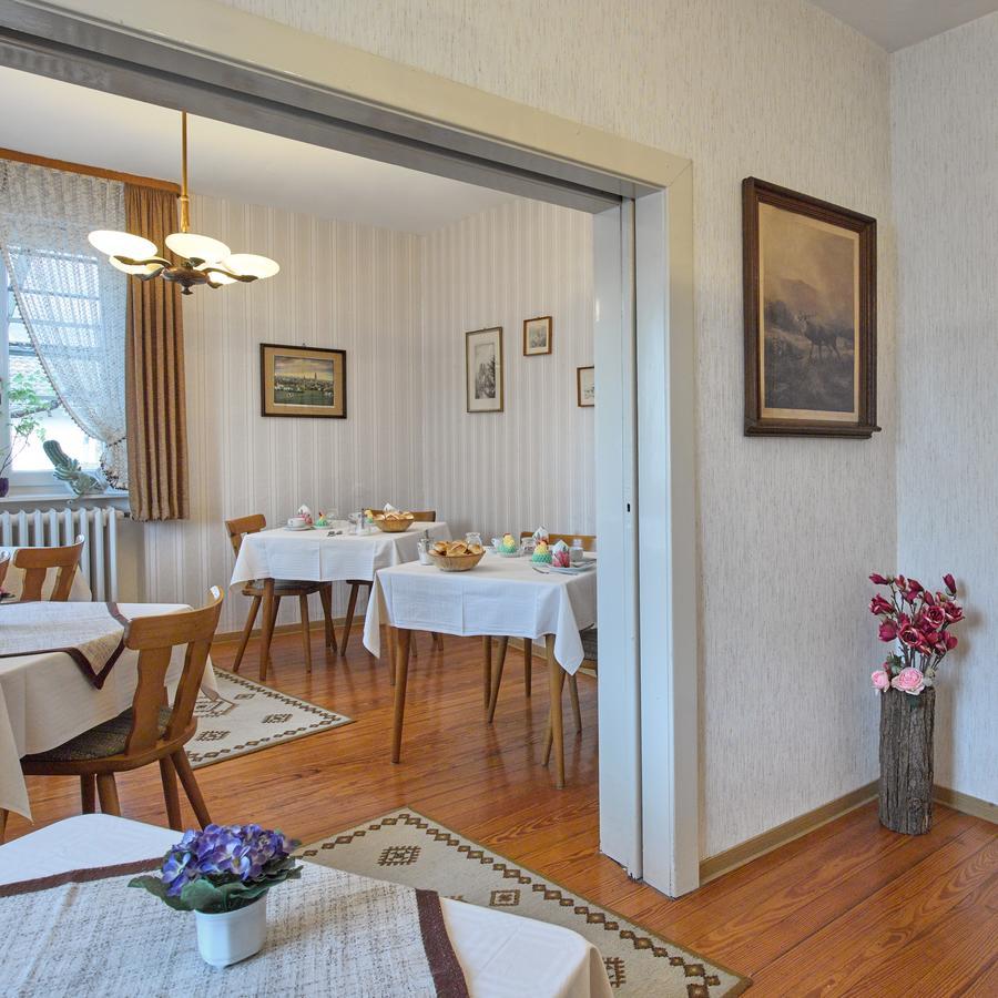 Pension "Haus Am Walde" Brodenbach, Mosel Kültér fotó